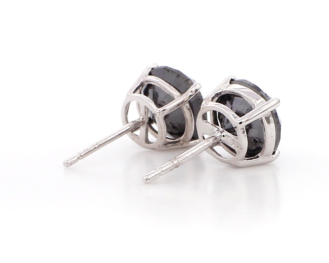 Black Diamond Earth Mine Diamonds Stud